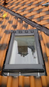кабельный обогрев мансардного окна